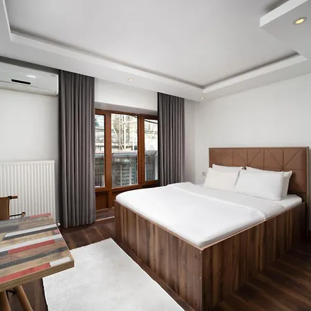 Hotel apartamentowy Taksim Mood 4*